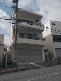 House Hunters International